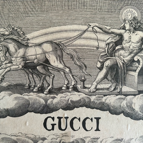 GUCCI shirt and shoes as bundle shirt size medium shoes size 37 100 % authentic - Picture 13 of 13